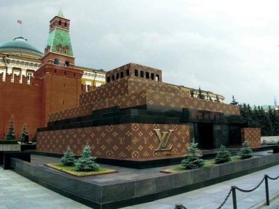    Louis Vuitton