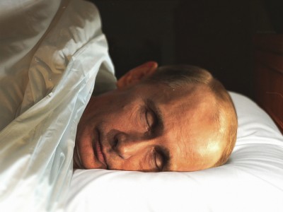 ����� ����