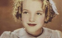 tiina: 24 редких снимка маленькой Нормы Джин еще до того, как она стала Мэрилин Монро