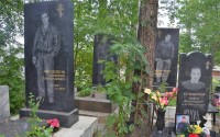 puerrtto: Это страшно: кладбища криминальных авторитетов в Екатеринбурге